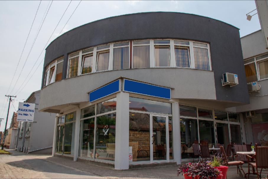 Guesthouse Night&Day Суботица Экстерьер фото